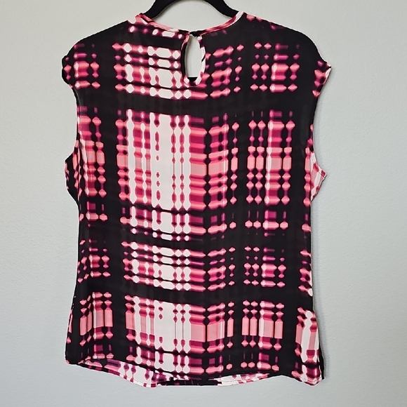 Worthington Colorful Pink and Black Pleated Front Sleeveless Graphic Blouse Med - Picture 8 of 11